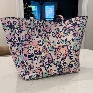 Women's Adrianna Large Reversible Women's Tote